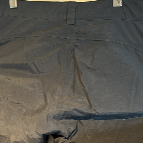 The Northface men’s black snow pants size large - Picture 5 of 15